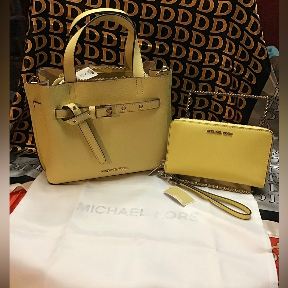Michael Kors Emilia small satchel cross body buttercup yellow pebbles leather